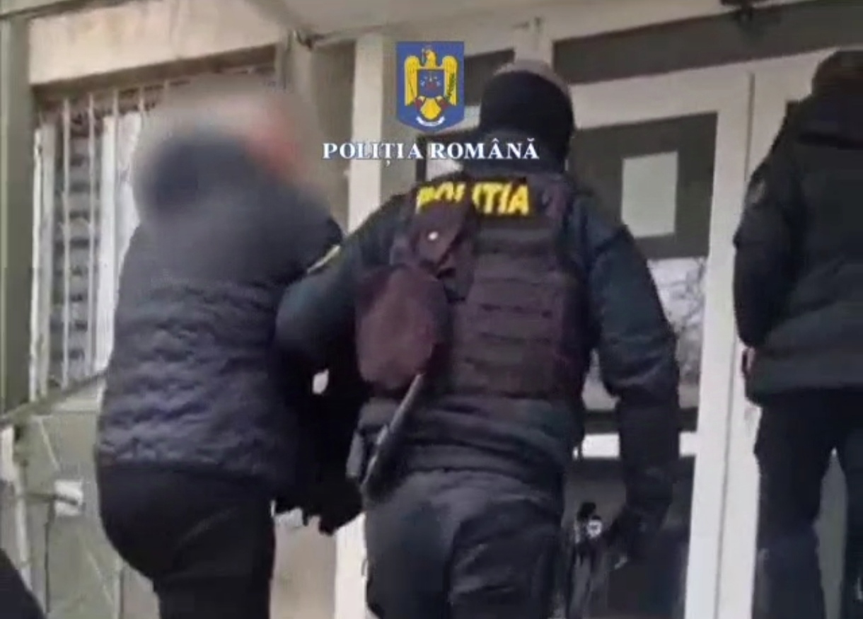 VIDEO: Directorul de la Serviciul de Pază Olt, atacat de un agresor arestat preventiv